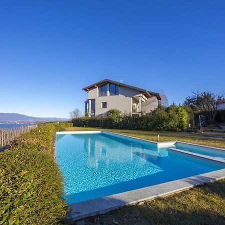 Suite On The Lake - Happy Rentals Meina Exterior foto