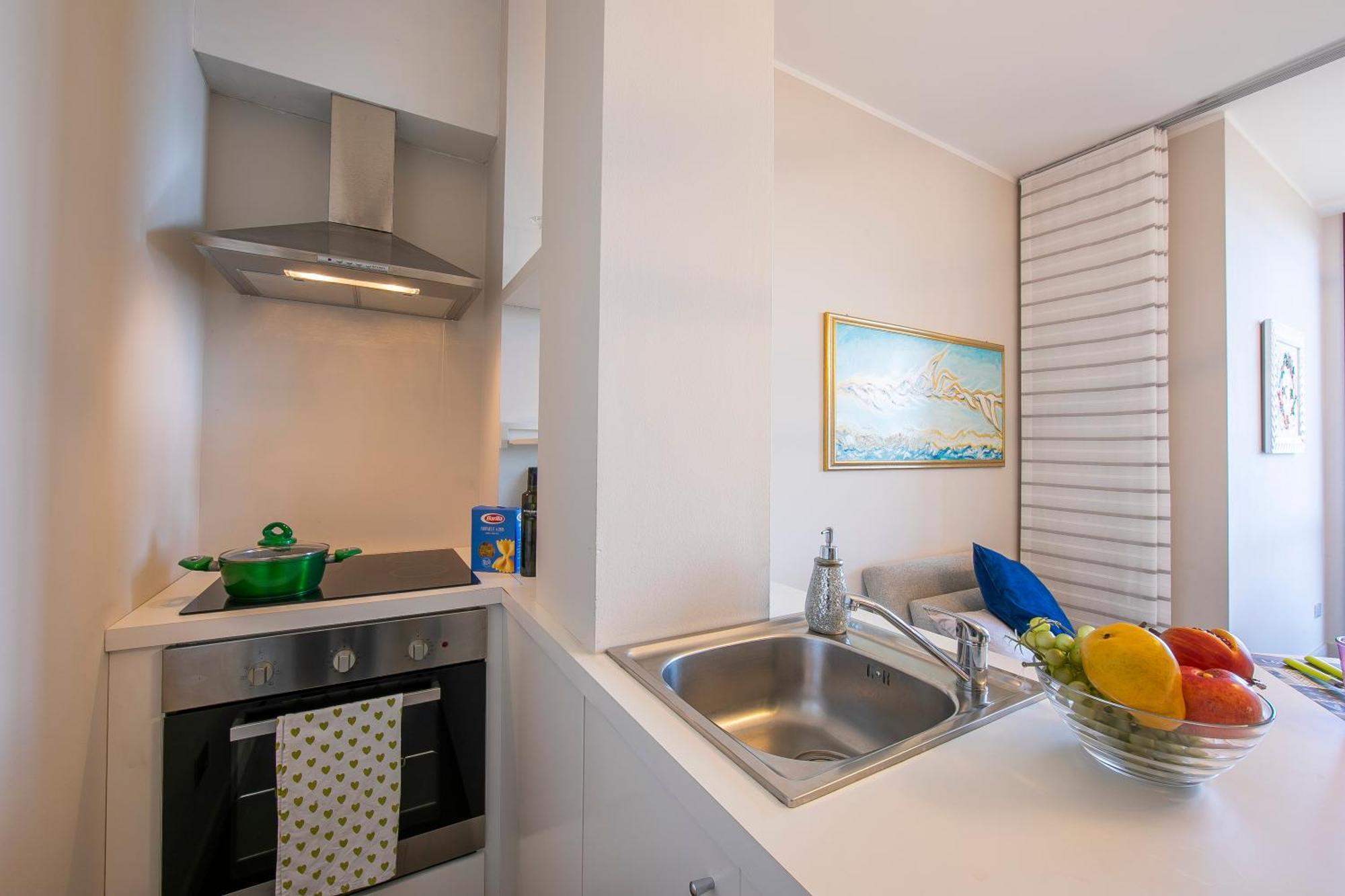 Suite On The Lake - Happy Rentals Meina Exterior foto