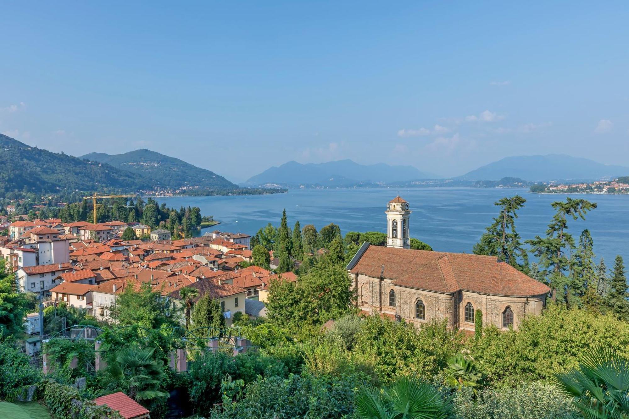 Suite On The Lake - Happy Rentals Meina Exterior foto